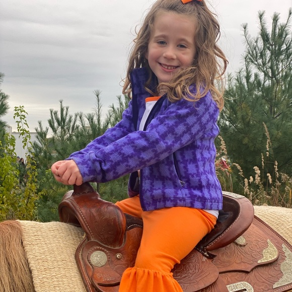 Meet your Poshers....Audrey & Lucy 💕 - Picture 4 of 16